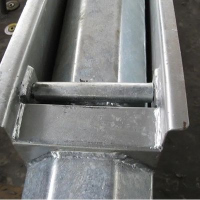 Dip gegalvaniseerd midden hinged stalen stroompool voor straatverlichting Installatie gids