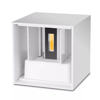 Kleurweergave-index Ra 80 Moderne buitenwandlamp LED Waterdicht IP65 Opwaarts-Doorwaarts licht