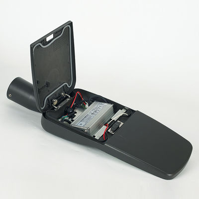 Gemakkelijk te installeren Aluminium LED weglicht met waterdicht IP66 en optische lens