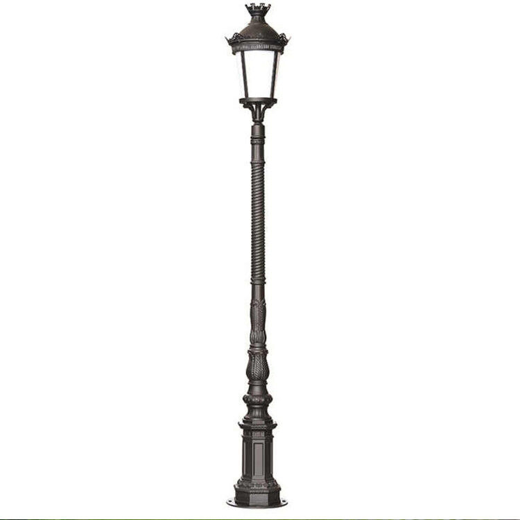 Outdoor Europese antieke tuinverlichting Decoratieve Stromstraatlamp Verlichting Straat Waterdicht Moderne polen Led Solar Street Light