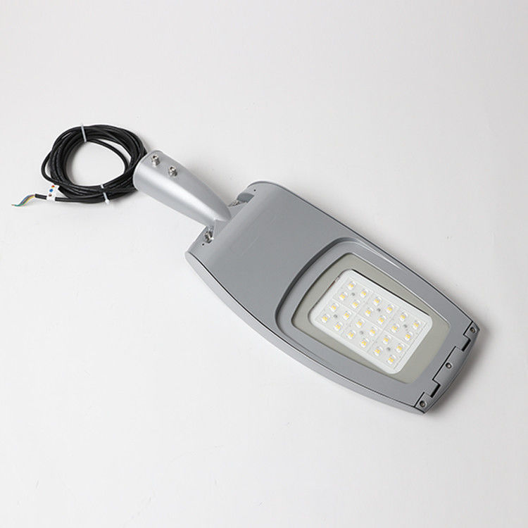 Op maat gemaakte LED straatverlichtingsinstallatie Led buitenweglamp voor wegverlichting