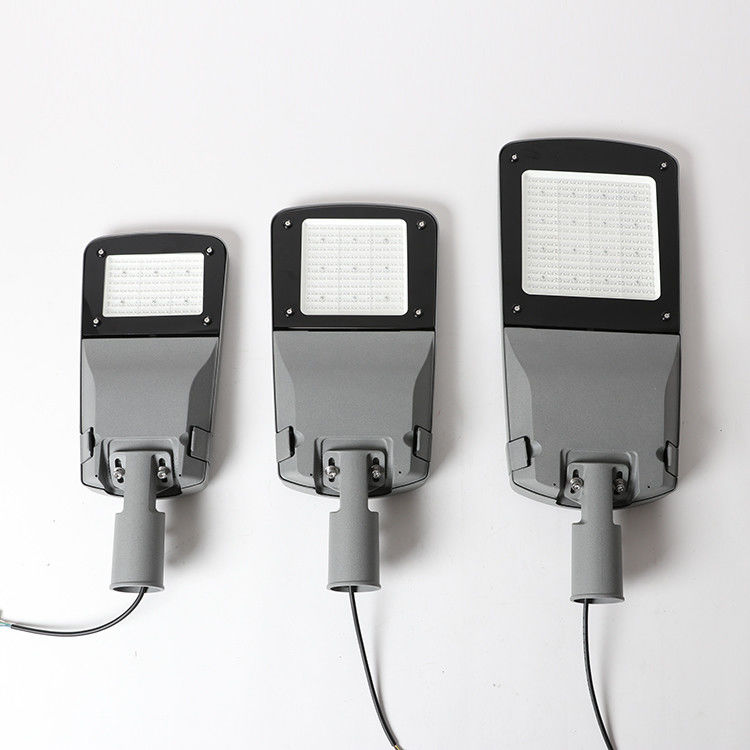 70 Ra Kleurweergave index AC stroomvoorziening Gietgiet aluminium 30W-200W straatlamp